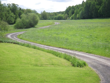 Grusväg Grusad, hyvlad och saltad väg 2009.